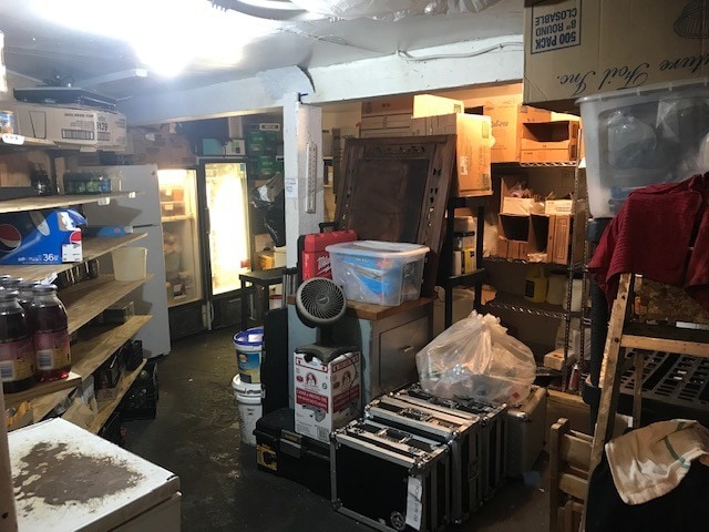 More Photos Of 146 Knickerbocker Ave, Brooklyn Storefront Retail Residential For Lease