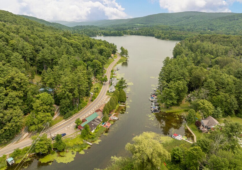 More Photos Of 42 Queechy Lake Dr, Canaan Restaurant For Sale