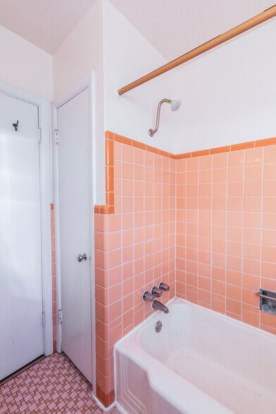 More Photos Of 5944 Loughborough Ave, Saint Louis Apartments For Sale