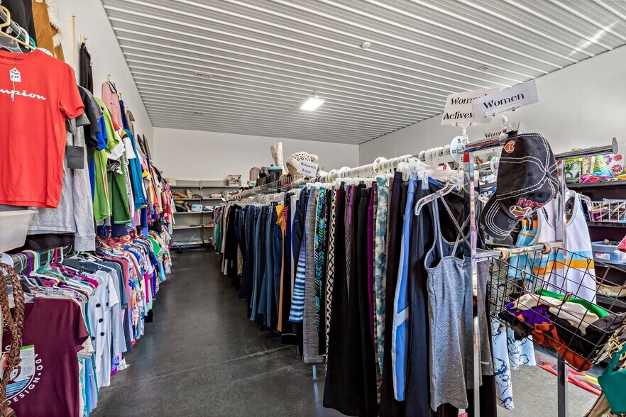 More Photos Of 516-522 Benham St, Bonne Terre Office For Lease