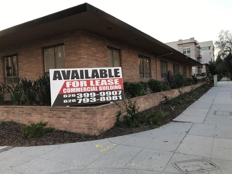 More Photos Of 333 E Walnut St, Pasadena Office For Lease