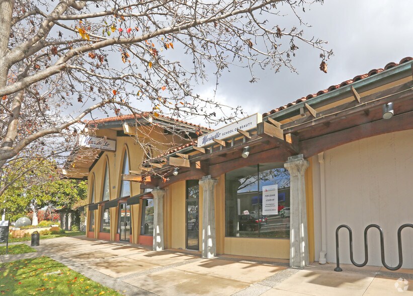 More Photos Of 951-955 Monroe St, Santa Clara Freestanding For Lease
