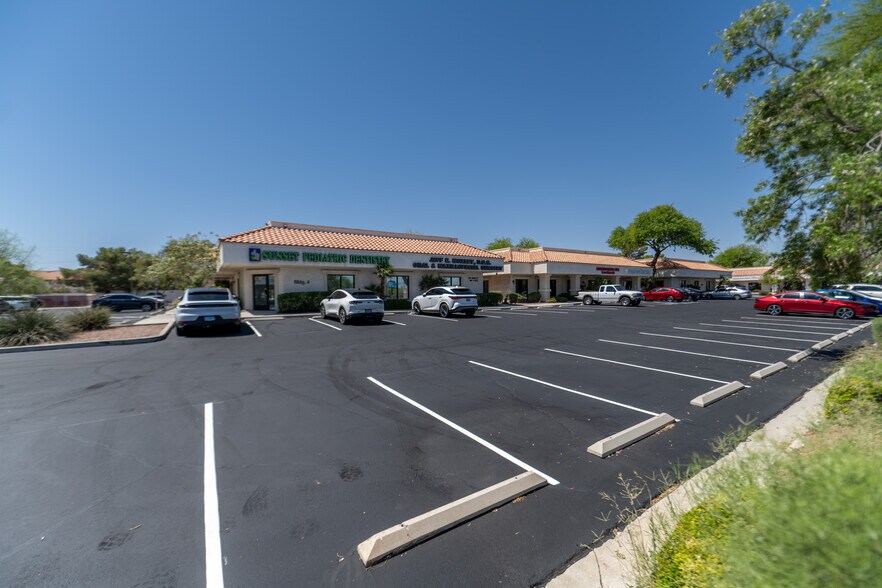 More Photos Of 3663 E Sunset Rd, Las Vegas Medical For Lease