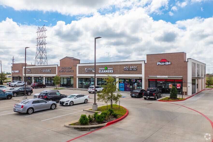 More Photos Of 3244 Meridiana Pky, Rosharon Storefront For Sale