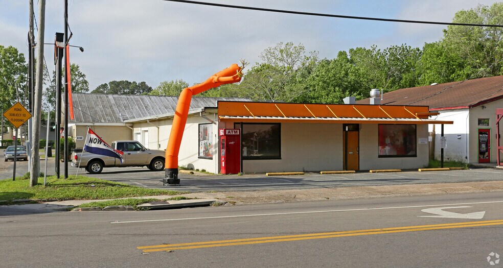 More Photos Of , Tallahassee Unknown For Sale