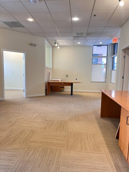 More Photos Of 978-1004 Main St, Branford Apartments For Lease