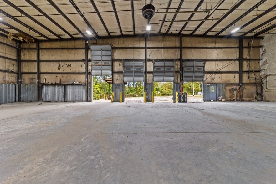 More Photos Of 1820 Martin Luther King Jr Ave, Salisbury Distribution For Lease