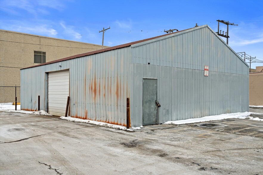 More Photos Of 3701 N Holton St, Milwaukee Manufacturing For Sale
