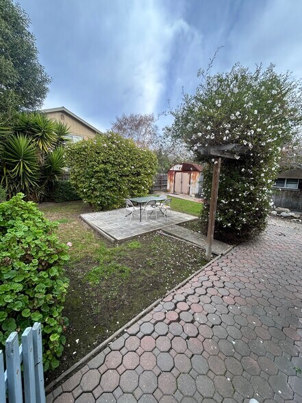 More Photos Of 612 Central Ave, Salinas Multifamily For Sale