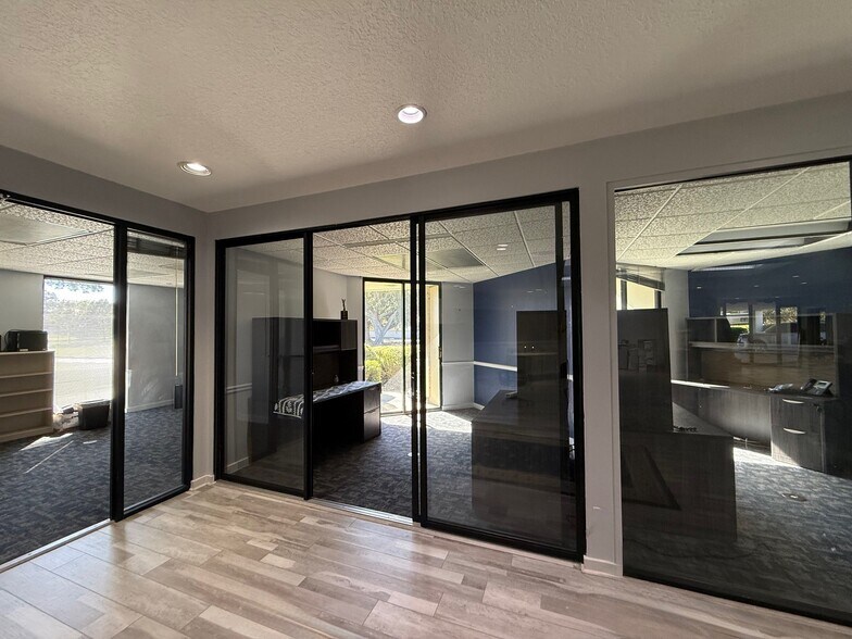 More Photos Of 6000 Gulfport Blvd S, Gulfport Office For Lease