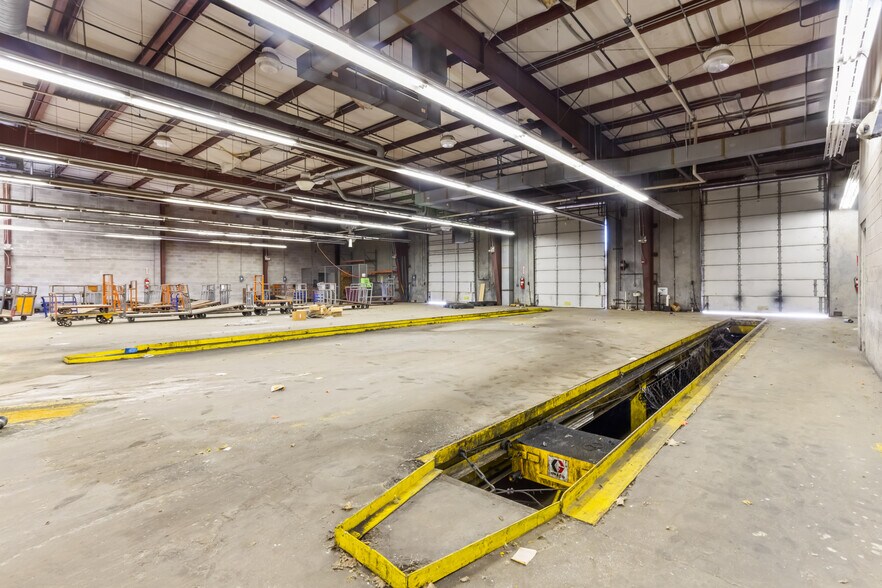 More Photos Of 2800 Grays Creek Dr., Arlington Warehouse For Lease