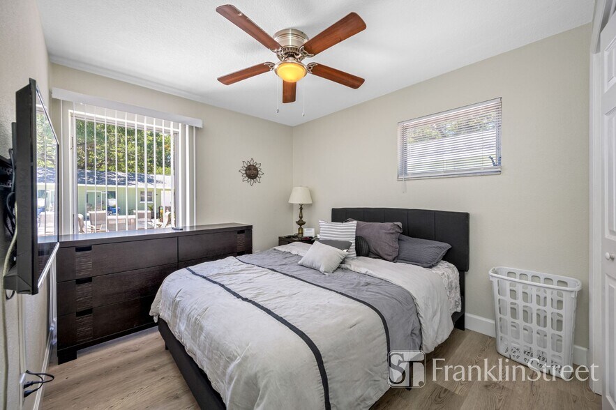 More Photos Of 531-539 New York Ave, Dunedin Apartments For Sale