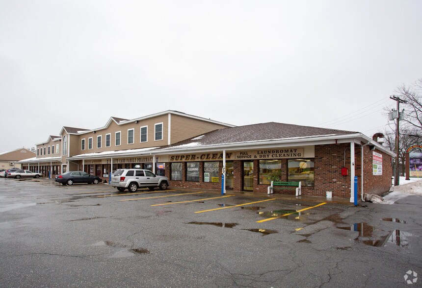 More Photos Of 14 Loon Hill Rd, Dracut General Retail For Sale