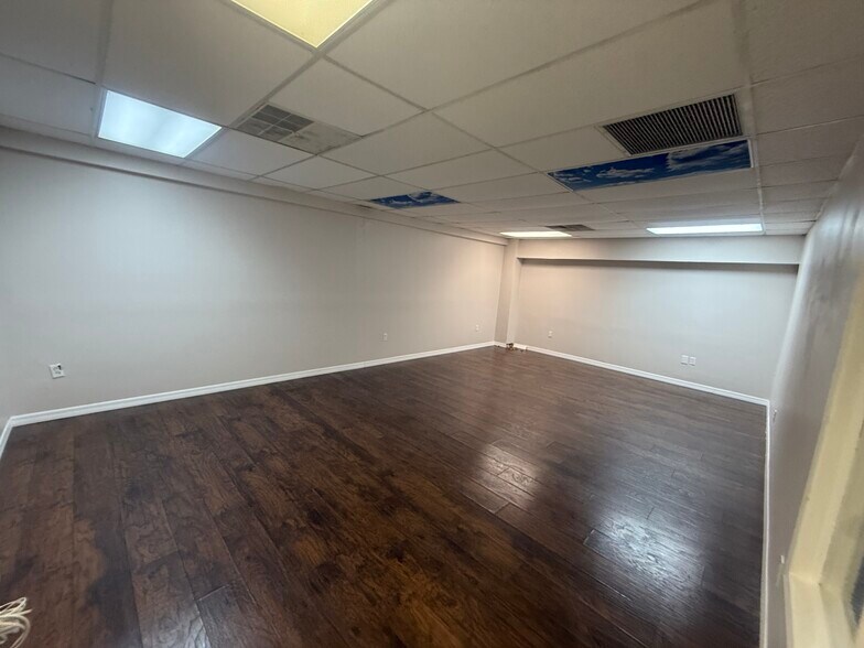 More Photos Of 528 S 8th St, Fernandina Beach Unknown For Lease