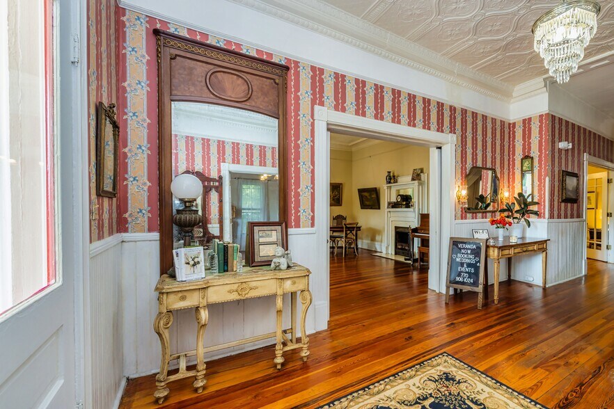 More Photos Of 252 Seavy St, Senoia Hospitality For Sale