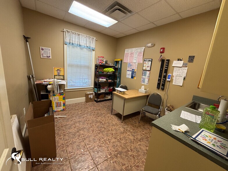 More Photos Of 231 Lana Dr, Gray Daycare Center For Sale