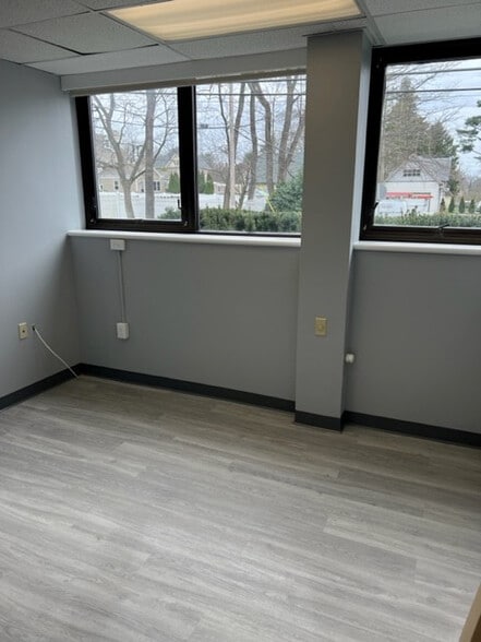 More Photos Of 17 White Horse Pike, Haddon Heights Medical For Sale