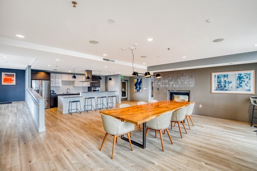 More Photos Of 2105 5th Ave, Seattle Apartments For Lease