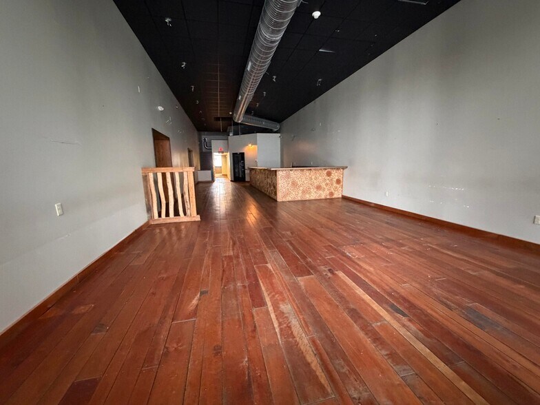 More Photos Of 103 N Fraley St, Kane Restaurant For Sale