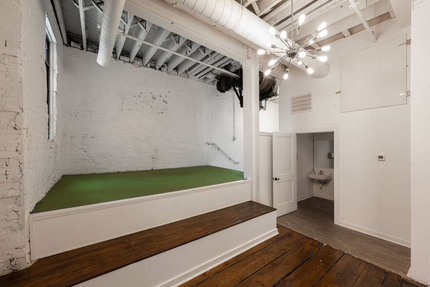More Photos Of 31 Innovation Aly, Covington Loft Creative Space For Lease