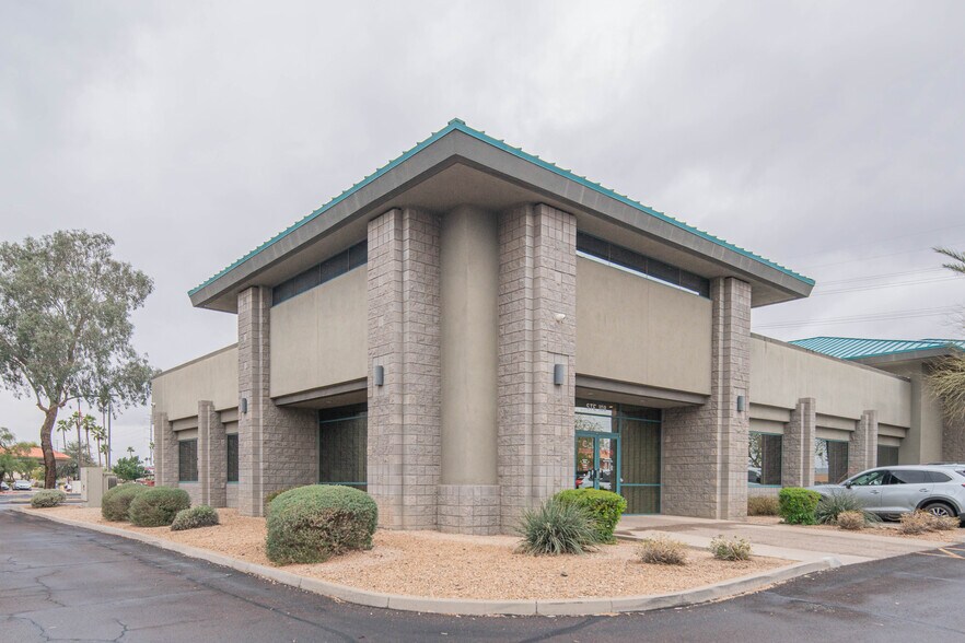 More Photos Of 12515 W Bell Rd, Surprise Office For Lease