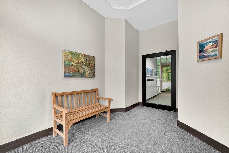 More Photos Of 1240 New Scotland Rd, Slingerlands Medical For Lease