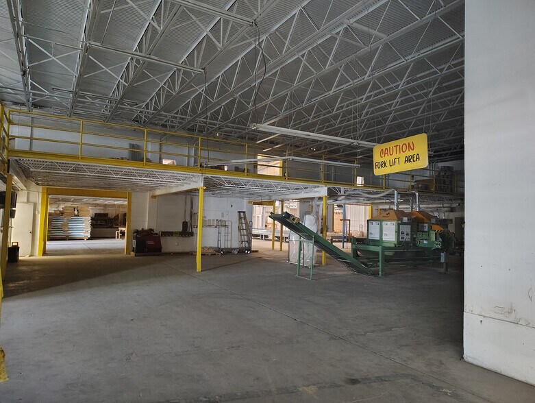More Photos Of 3340 Enterprise Rd, Fort Pierce Warehouse For Sale