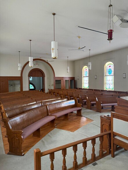More Photos Of 15109 S Dillman St, Plainfield Religious Facility For Sale