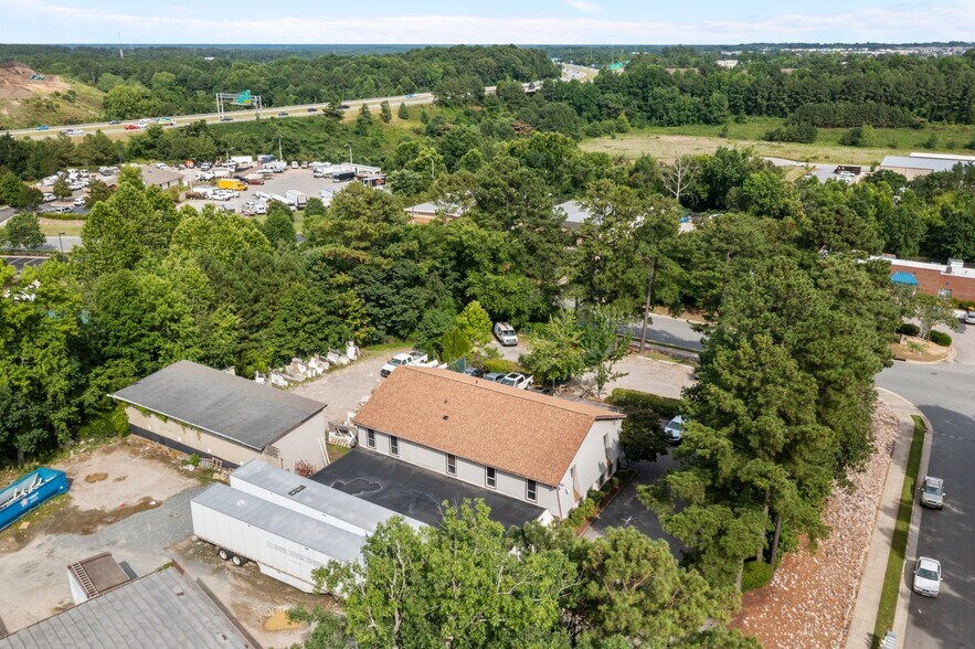 More Photos Of 2701 Rowland Rd, Raleigh Office For Lease