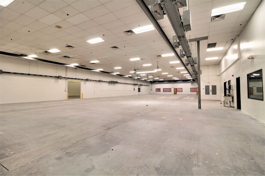More Photos Of 6268 Monarch Park Pl, Longmont Industrial For Lease