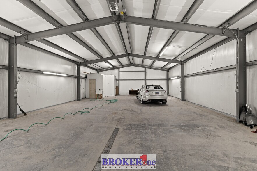 More Photos Of 220 Highway 96, Douglas Industrial For Lease