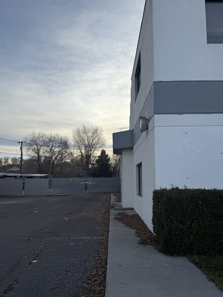 More Photos Of 723 W Columbia Ln, Provo Showroom For Sale