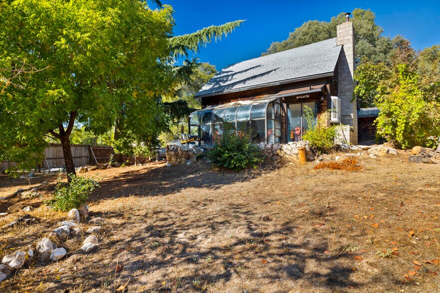 More Photos Of 19750 CA-120, Big Oak Flat Apartments For Sale