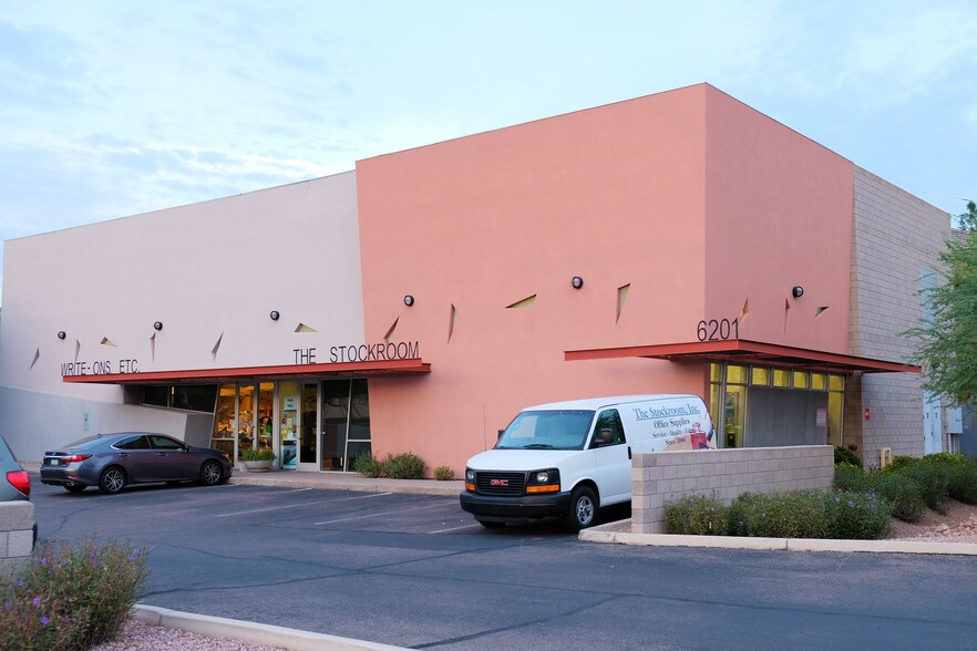 Primary Photo Of 6201 N 7th St, Phoenix Freestanding For Sale
