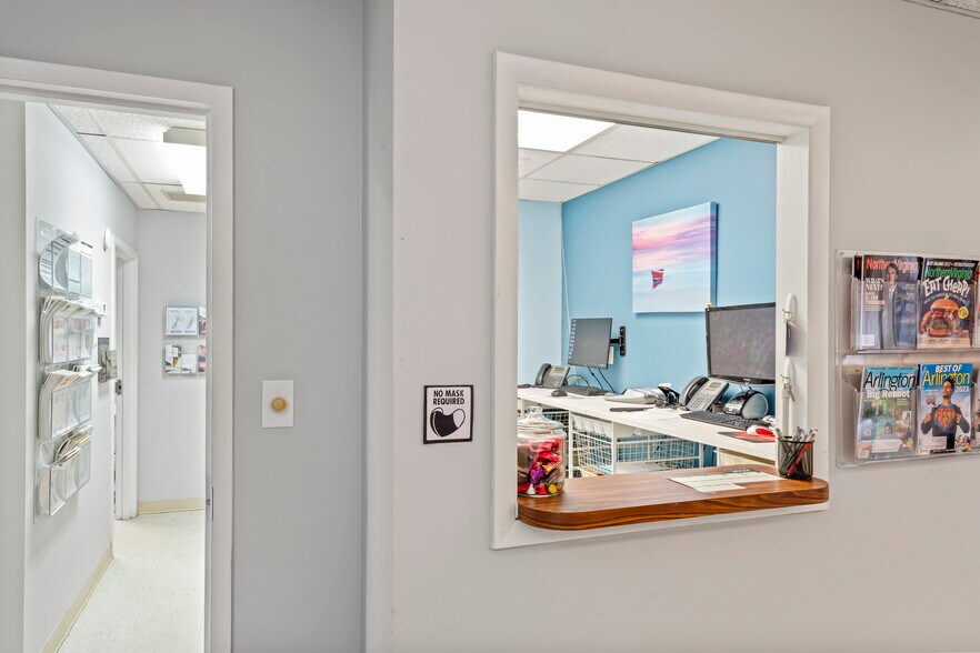 More Photos Of 3301 Woodburn Rd, Annandale Medical For Lease