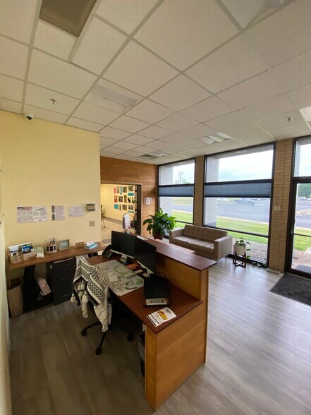 More Photos Of 3156 N Valley Pike, Harrisonburg Office For Lease