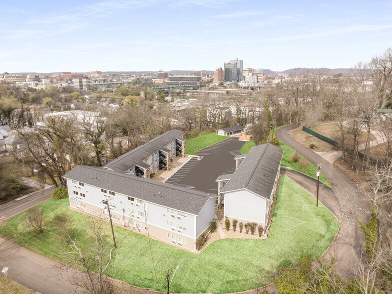More Photos Of 2300 Davenport Rd, Knoxville Apartments For Sale