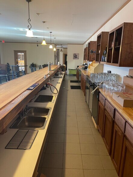 More Photos Of 2967 KY-93, Eddyville Flex For Sale