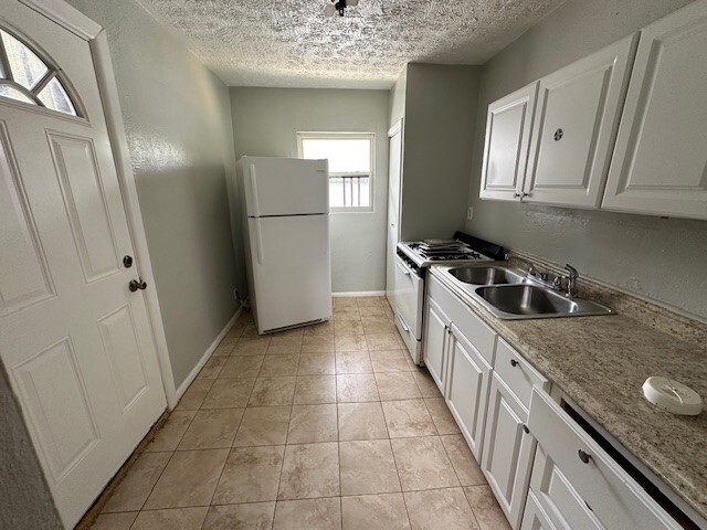 More Photos Of 695 Cameron M Alexander Blvd NW, Atlanta Apartments For Sale