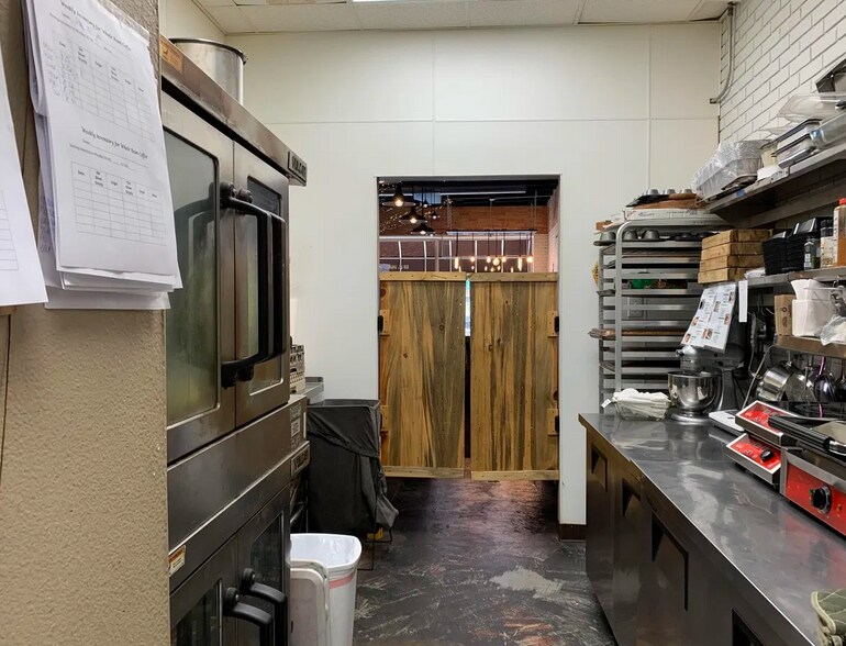 More Photos Of 111 E Main St, Atlanta Restaurant For Sale
