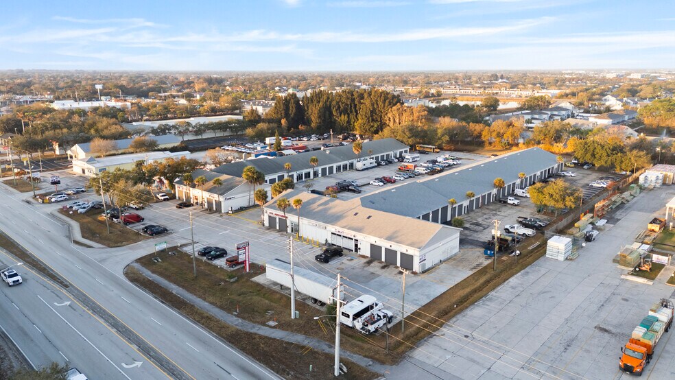 More Photos Of 4590 Babcock St NE, Palm Bay Warehouse For Lease