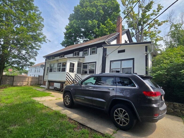 More Photos Of 1 Cheney St, Orange Apartments For Sale