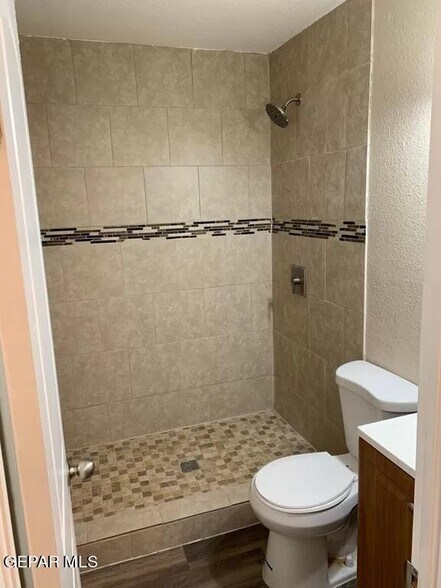 More Photos Of 187 N Awbrey St, El Paso Apartments For Sale