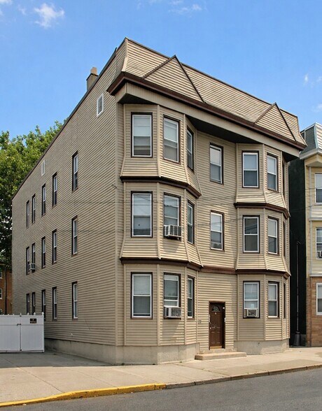 Primary Photo Of 7 Franklin Ave, Harrison Apartments For Sale