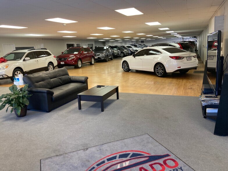 More Photos Of 8020 W Colfax Ave, Lakewood General Retail For Sale