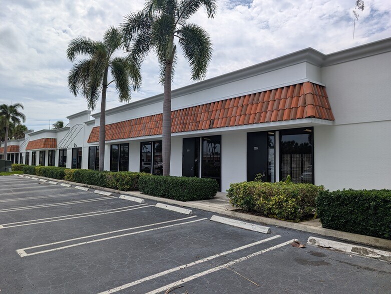 More Photos Of 5601 Corporate Way, West Palm Beach Unknown For Lease