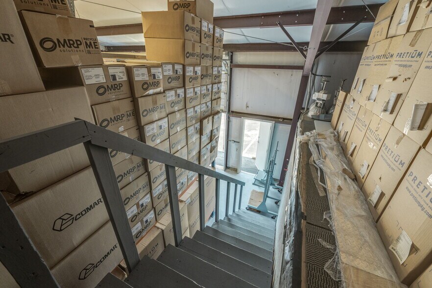 More Photos Of 14121 W US 290 Hwy, Austin Warehouse For Lease