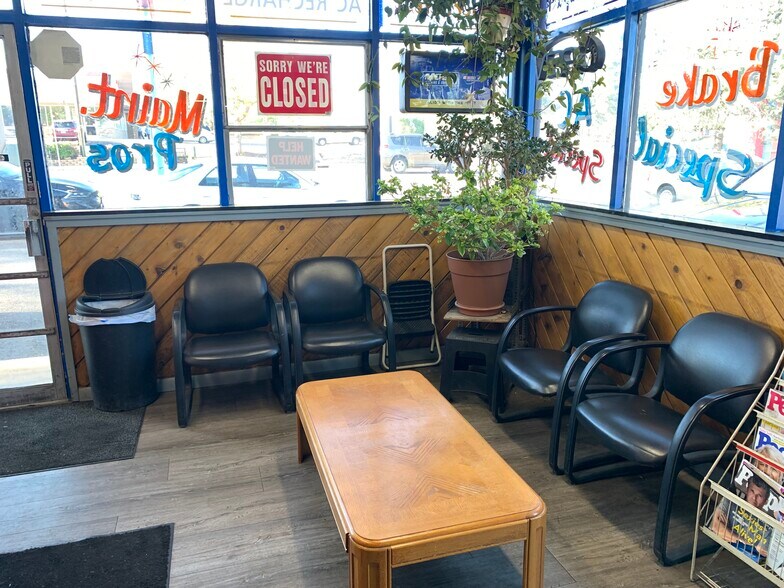 More Photos Of 5208 W 26th Ave, Edgewater Service Station For Sale