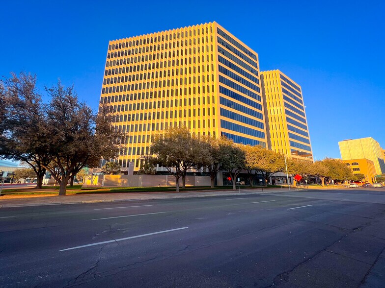 More Photos Of 500-550 W Texas Ave, Midland Office For Lease
