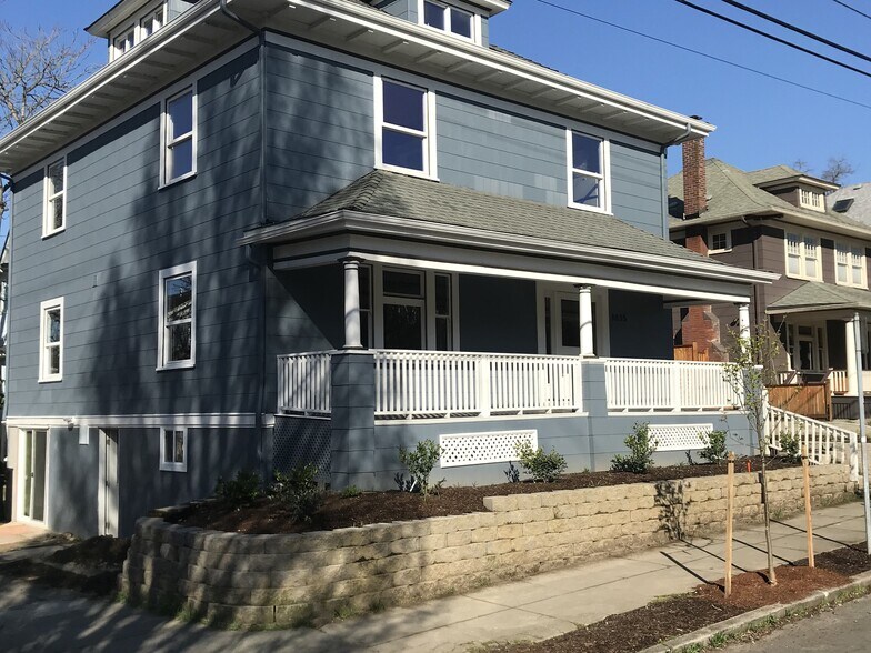 More Photos Of 1035 SE 14th Ave, Portland Apartments For Sale